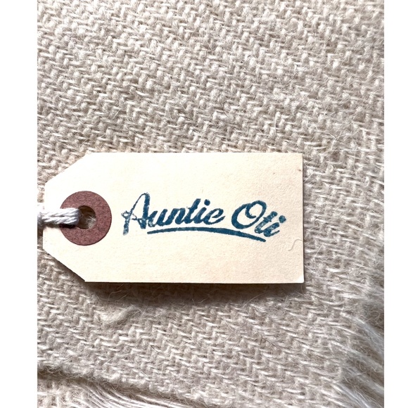 AUNTIE OTI  Hand Spun Hand Woven 100% Wool Rustic Blanket/Throw- EUC! - Picture 2 of 5